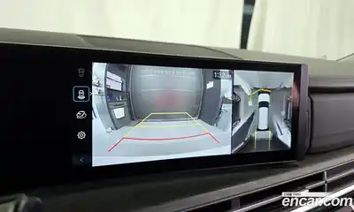 Hyundai Santa Fe 2024 2.5 Автомат в Москве № 130929, миниатюра 3