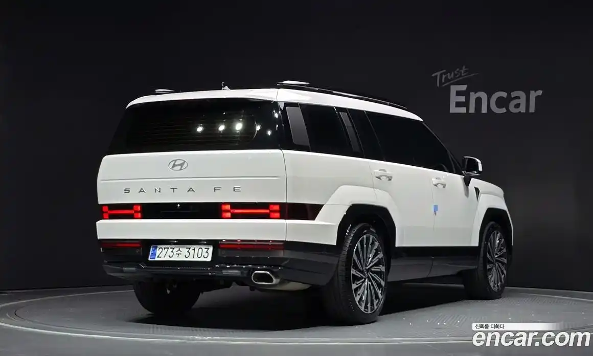 Hyundai Santa Fe 2024 2.5 Автомат в Москве № 130929, фото 7