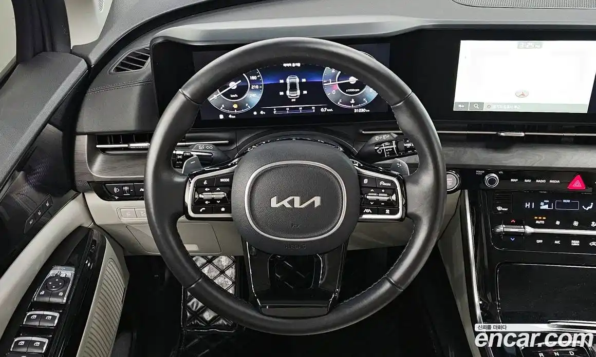 Kia Canival 2023 3.5 Автомат в Москве № 132708, фото 14