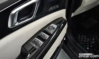 Kia Canival 2023 3.5 Автомат в Москве № 132708, миниатюра 3