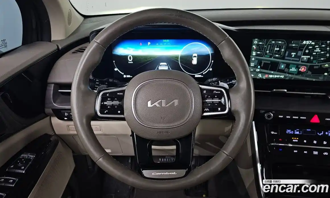Kia Canival 2023 3.5 Автомат в Москве № 133552, фото 4