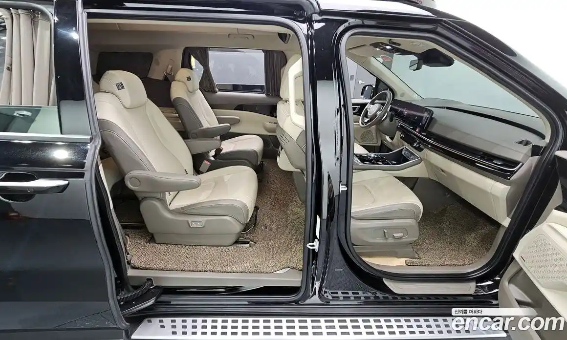 Kia Canival 2024 3.5 Автомат в Москве № 133648, фото 11