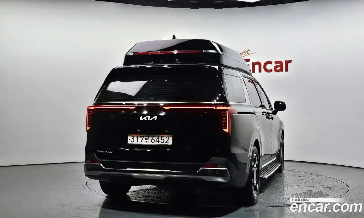 Kia Canival 2024 3.5 Автомат в Москве № 133648, фото 4