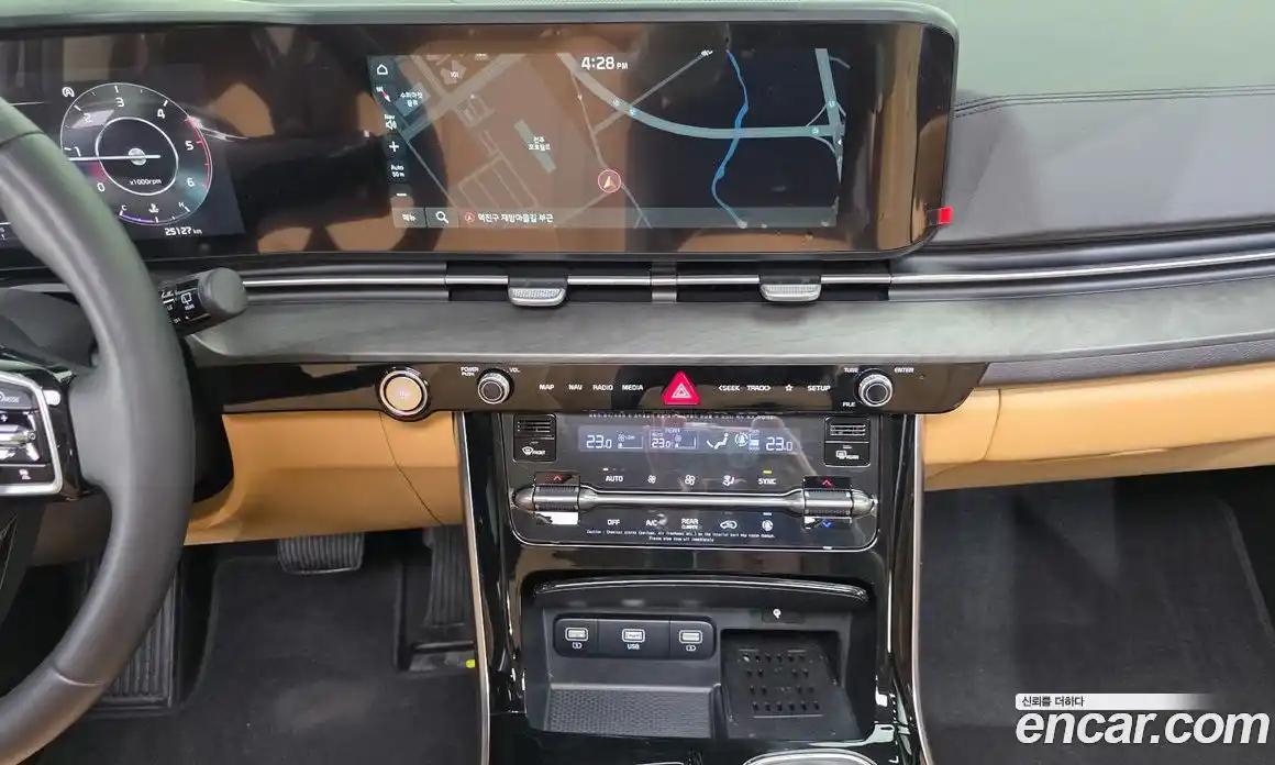 Kia Canival 2021 2.2 Автомат в Москве № 13759, фото 12