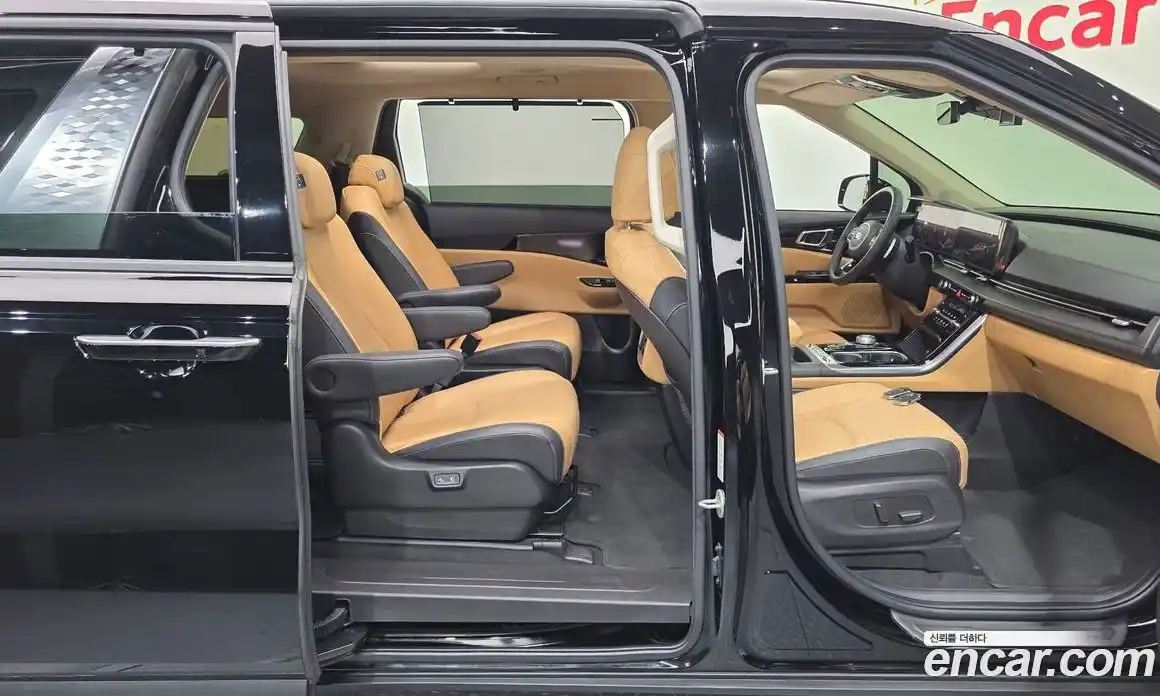 Kia Canival 2021 2.2 Автомат в Москве № 13759, фото 20