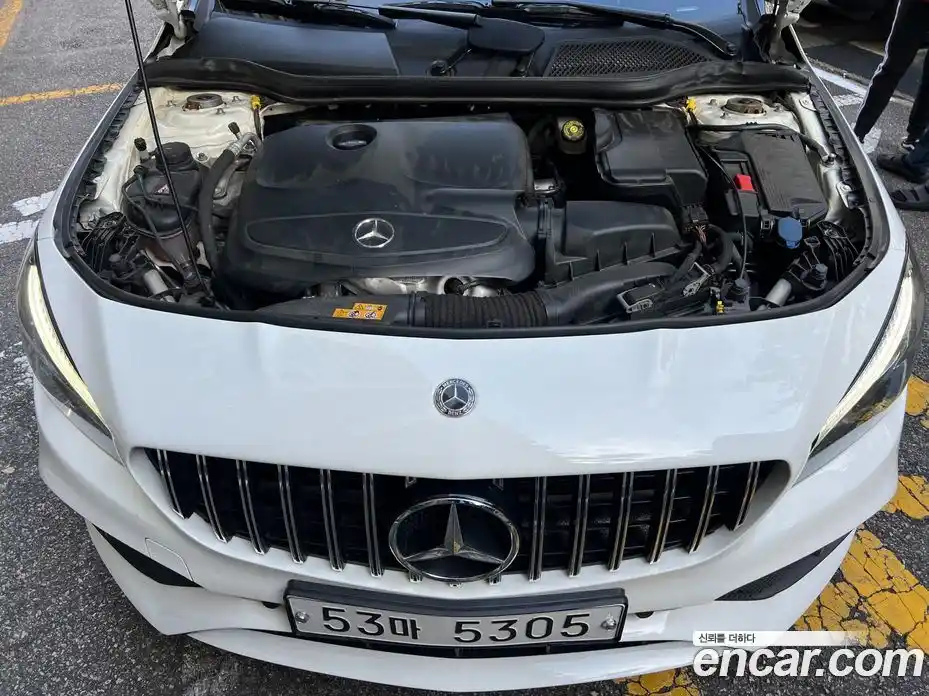 Mercedes-Benz CLA-Class 2018 2.0 Автомат в Москве № 141959, фото 3