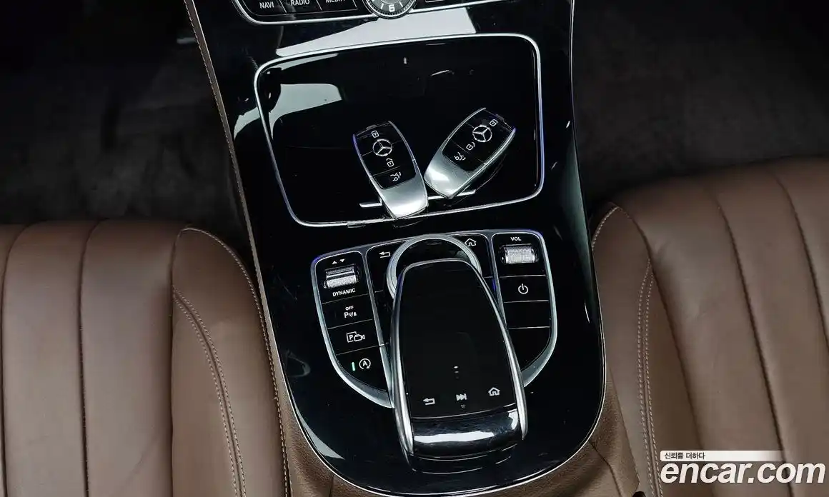 Mercedes-Benz E-Class 2017 1.9 Автомат в Москве № 142365, фото 19