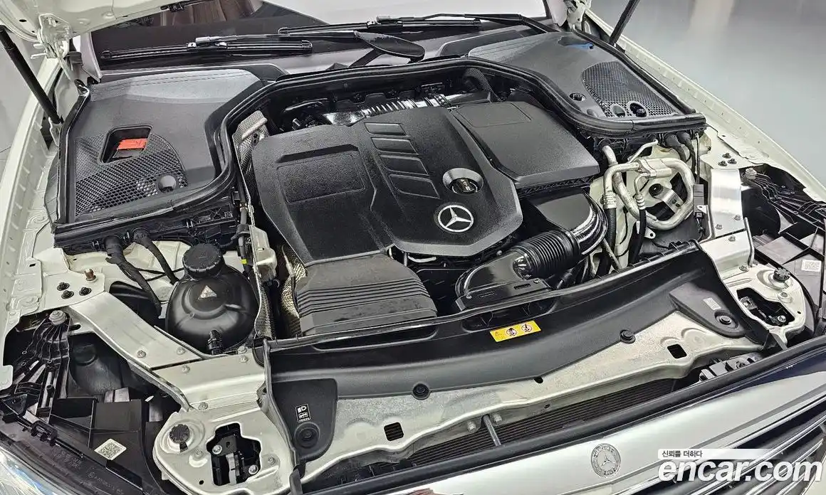 Mercedes-Benz E-Class 2017 1.9 Автомат в Москве № 142365, фото 6