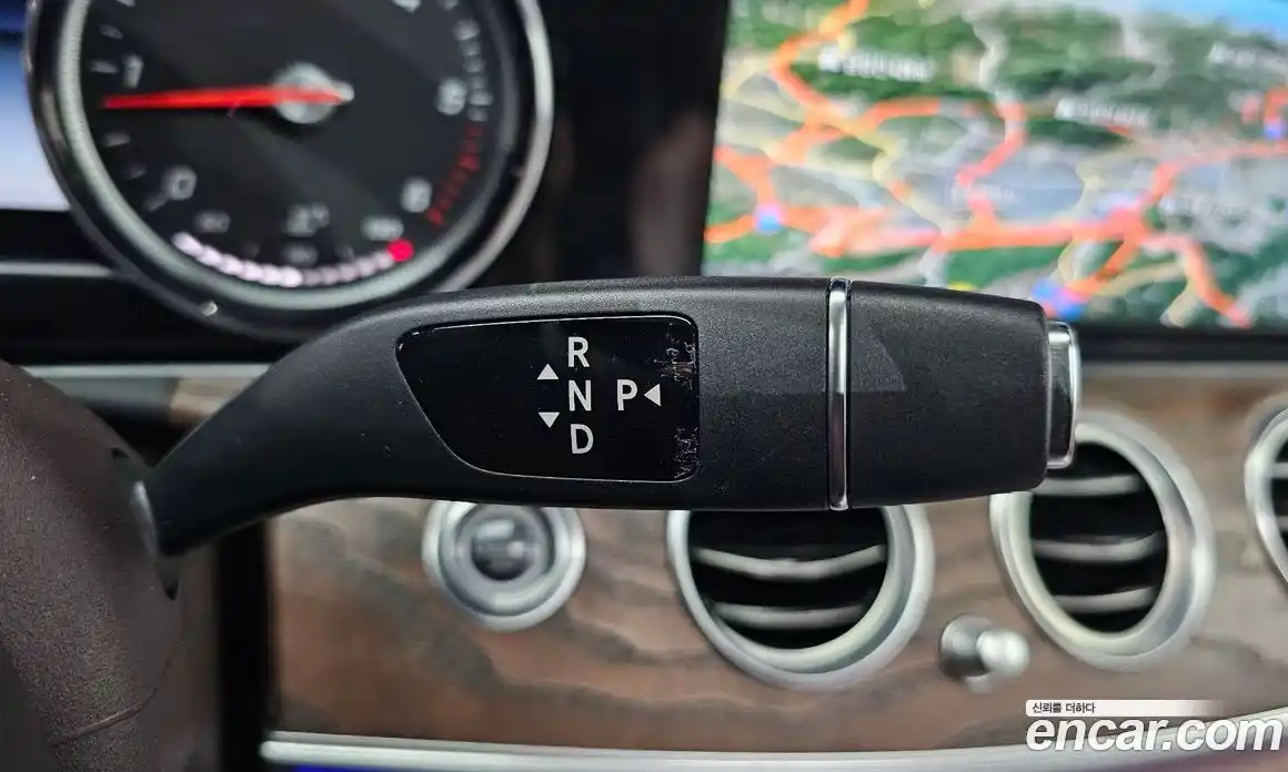 Mercedes-Benz E-Class 2017 1.9 Автомат в Москве № 142365, фото 9