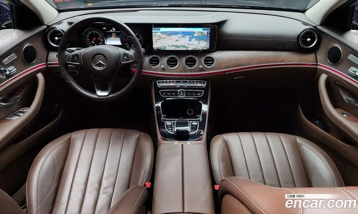 Mercedes-Benz E-Class 2017 1.9 Автомат в Москве № 142808, фото 11