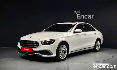 Mercedes-Benz E-Class, 2022