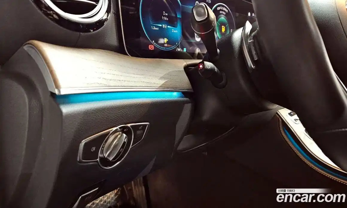 Mercedes-Benz E-Class 2022 2.0 Автомат в Москве № 142859, фото 13