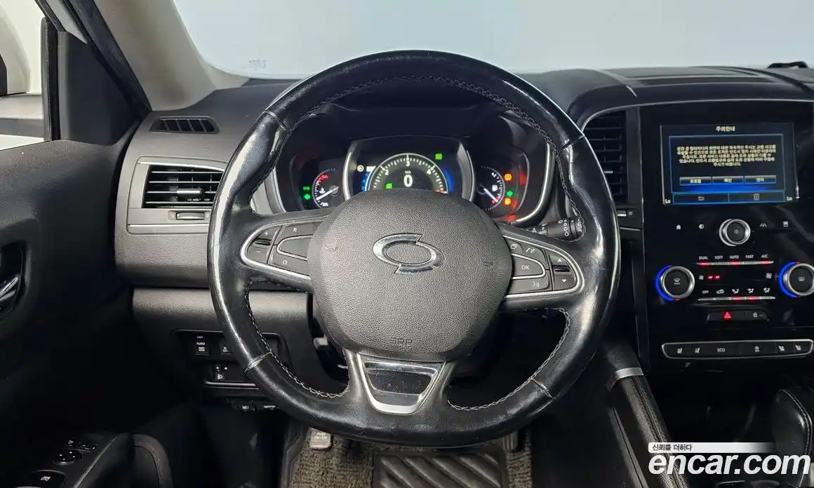 Renault QM6 2017 2.0 Автомат в Москве № 148335, фото 13