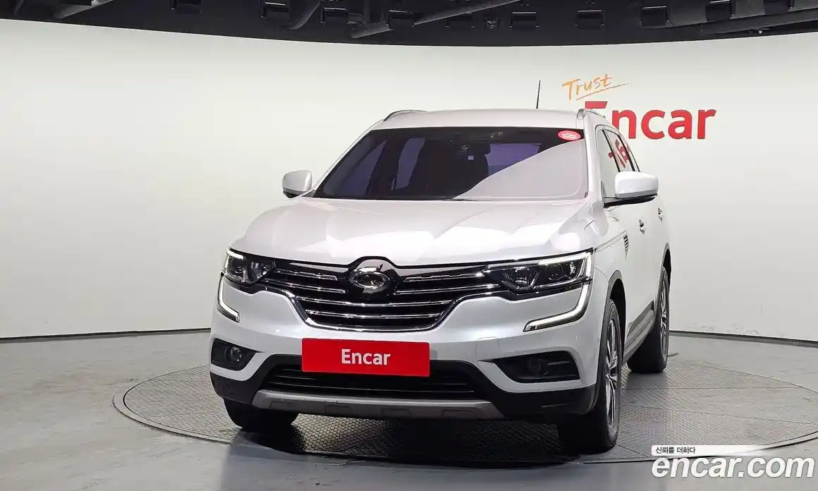 Renault QM6 2017 2.0 Автомат в Москве № 148335, фото 3