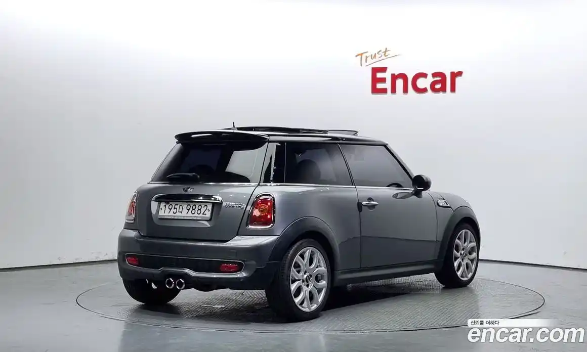 Mini Cooper 2009 1.6 Автомат в Москве № 152278, фото 15