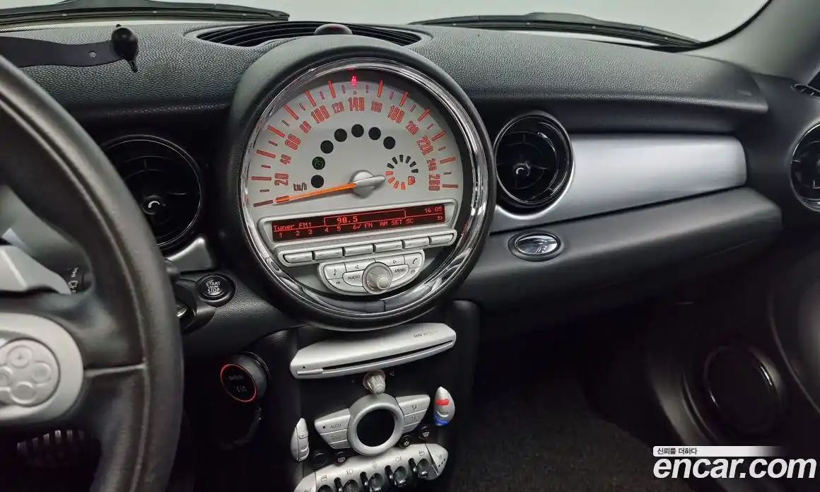 Mini Cooper 2009 1.6 Автомат в Москве № 152278, фото 17