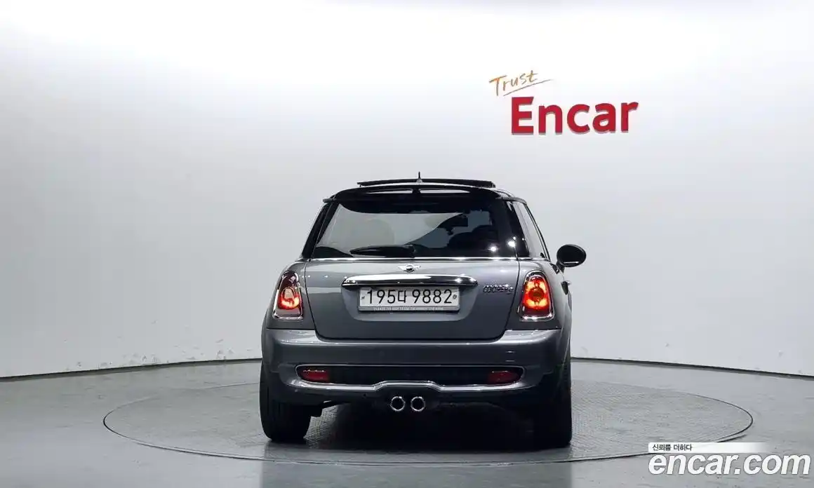 Mini Cooper 2009 1.6 Автомат в Москве № 152278, фото 9