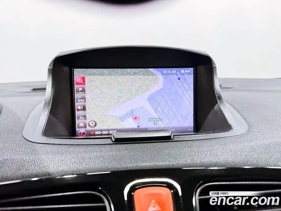 Renault SM3 2016 1.6 Автомат в Москве № 152908, фото 11