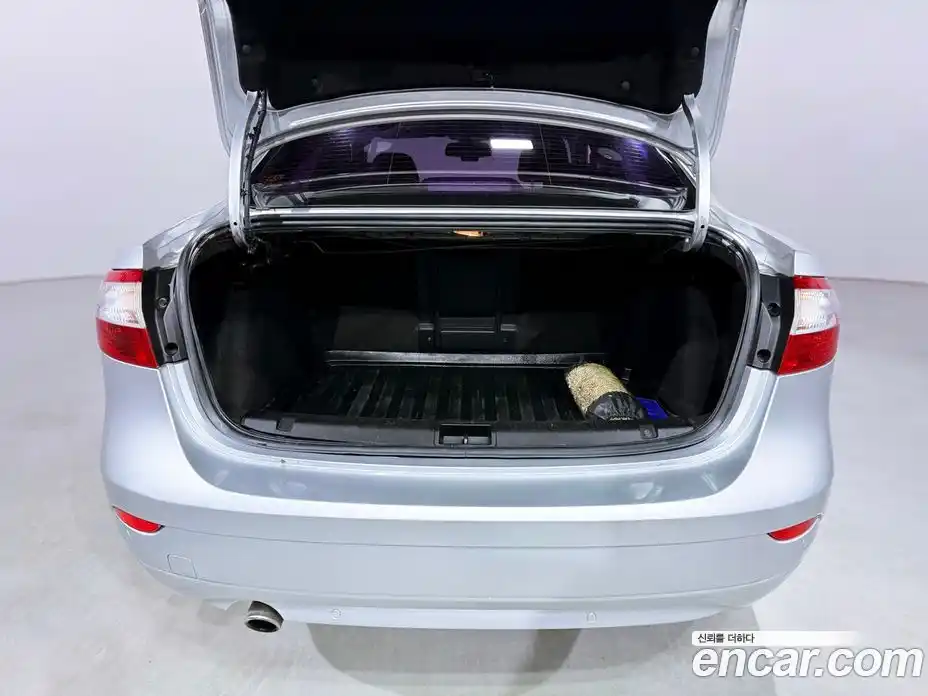 Renault SM3 2016 1.6 Автомат в Москве № 152908, фото 19