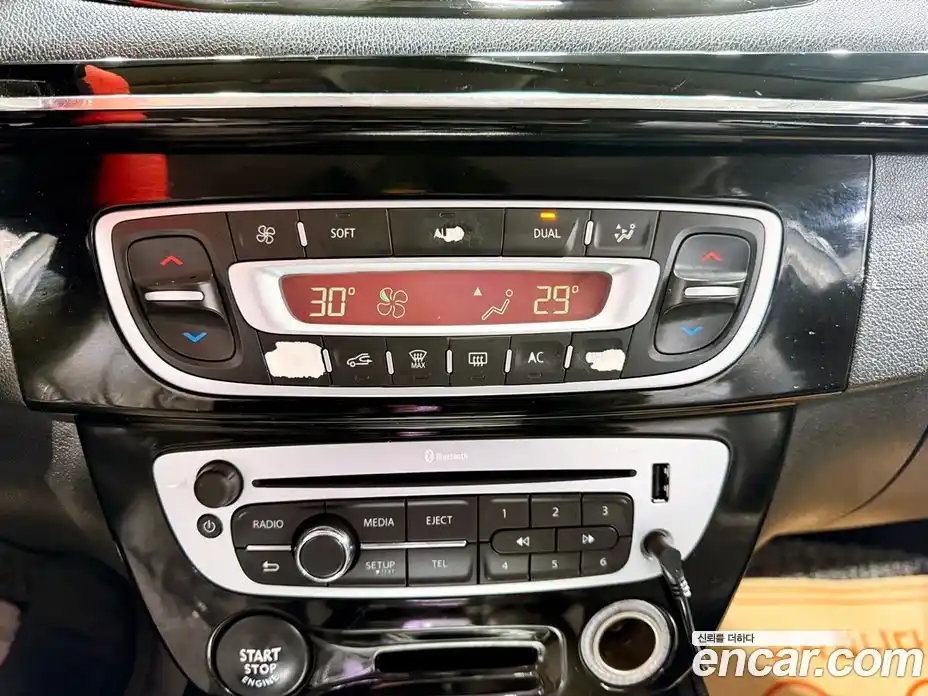 Renault SM3 2016 1.6 Автомат в Москве № 152908, фото 10