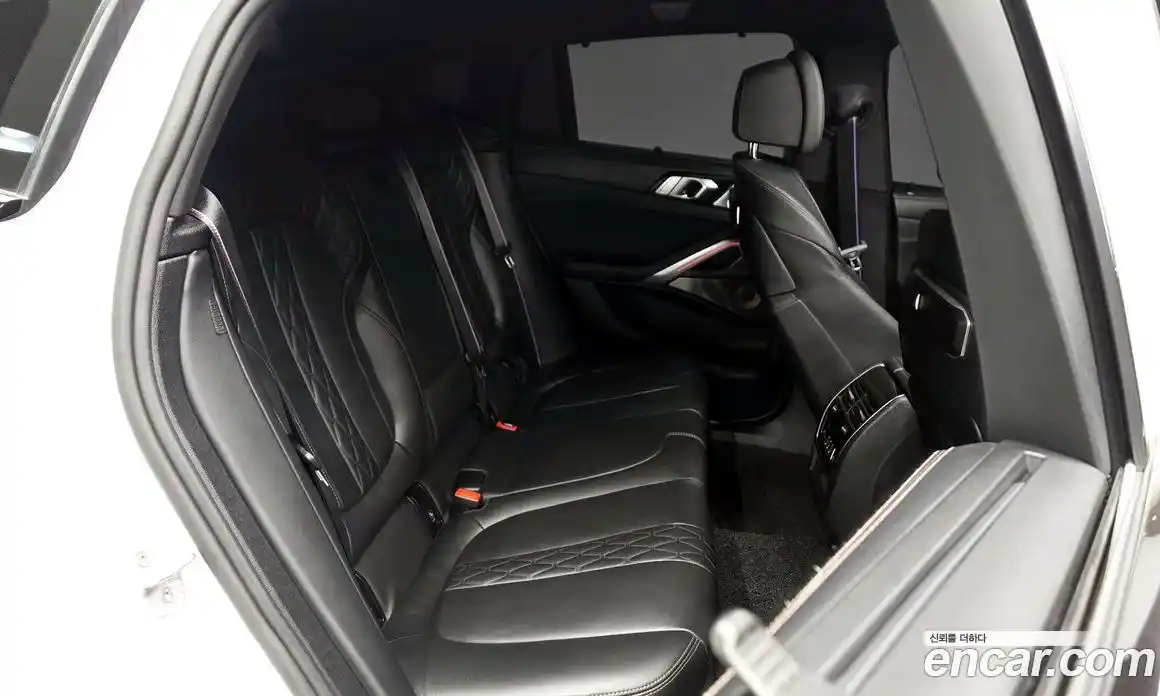 BMW X6 2024 4.4 Автомат в Москве № 154049, фото 9