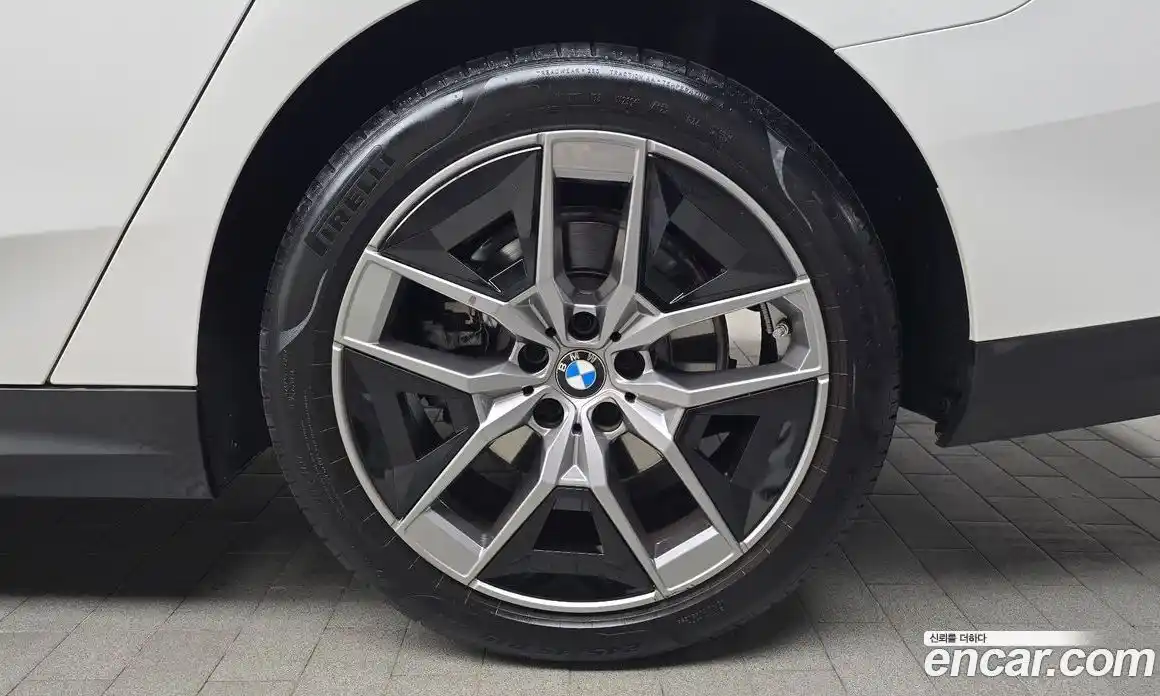 BMW 5-Series 2024 2.0 Автомат в Москве № 155109, фото 20