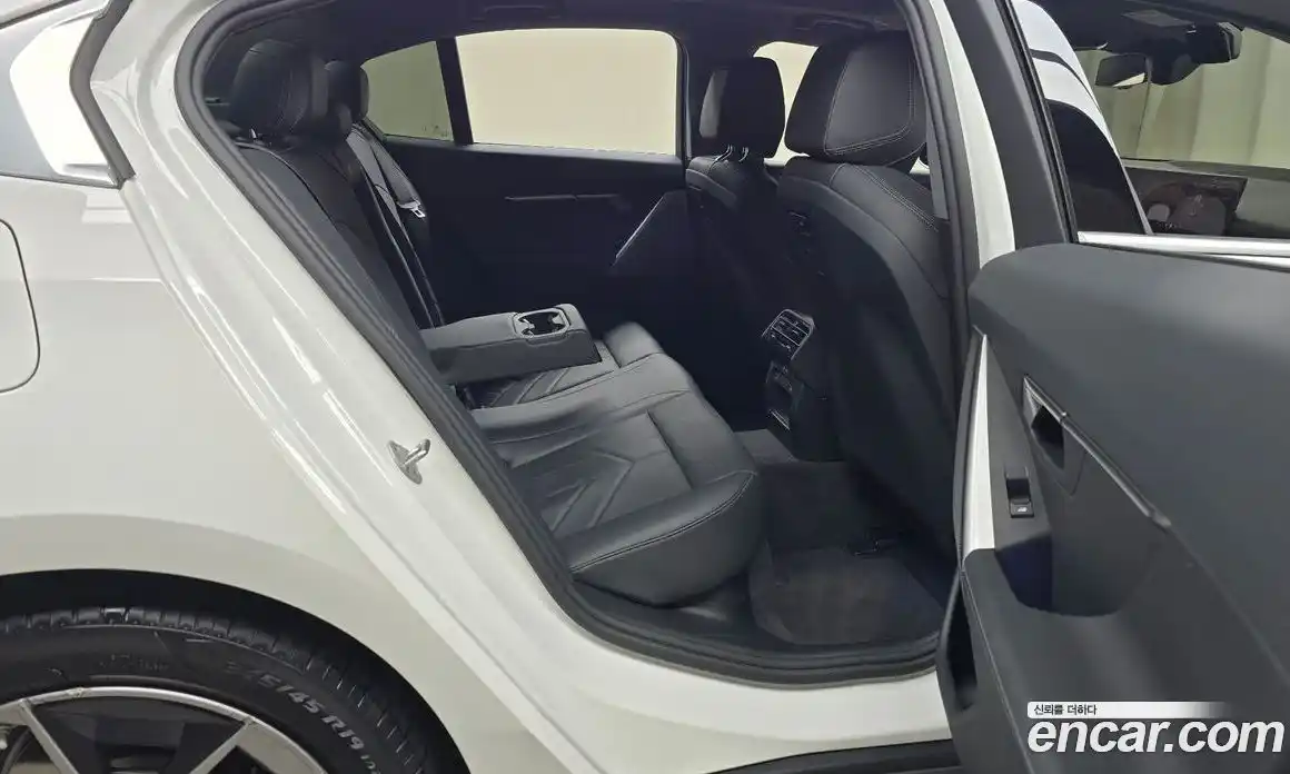 BMW 5-Series 2024 2.0 Автомат в Москве № 155109, фото 7