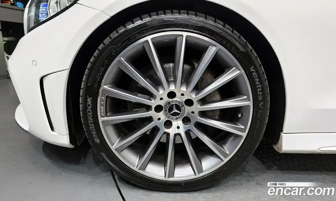 Mercedes-Benz C-Class 2023 2.0 Автомат в Москве № 159037, фото 9