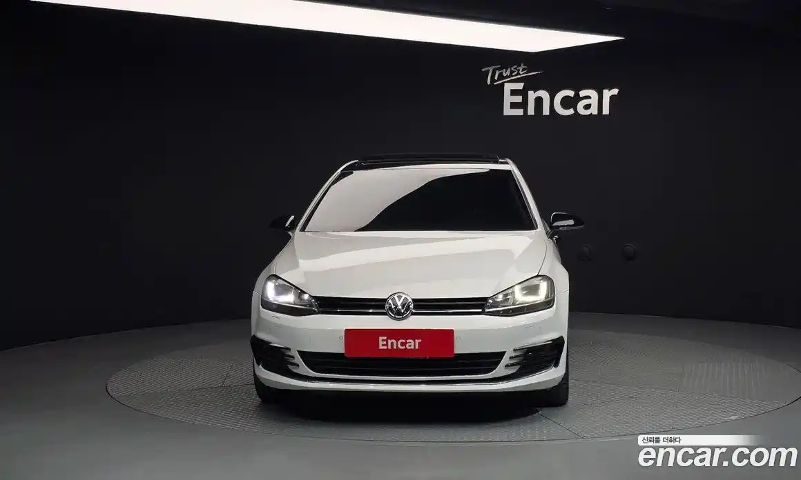 Volkswagen Golf 2016 2.0 Автомат в Москве № 162045, фото 2