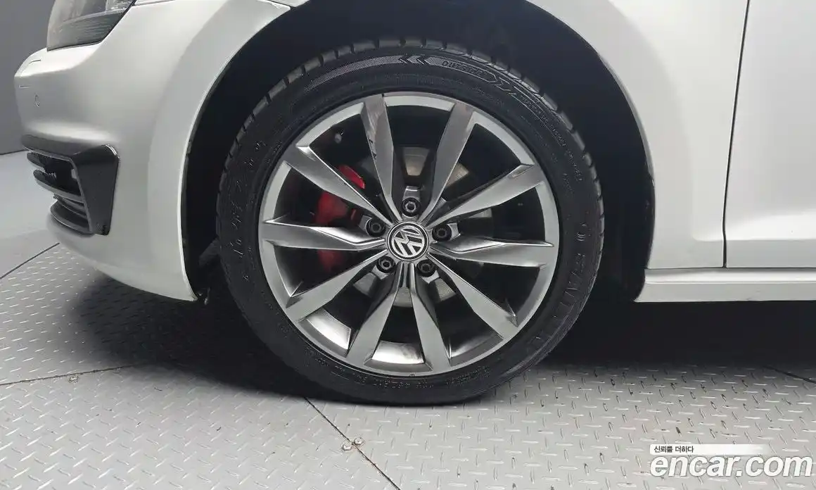 Volkswagen Golf 2016 2.0 Автомат в Москве № 162045, фото 5