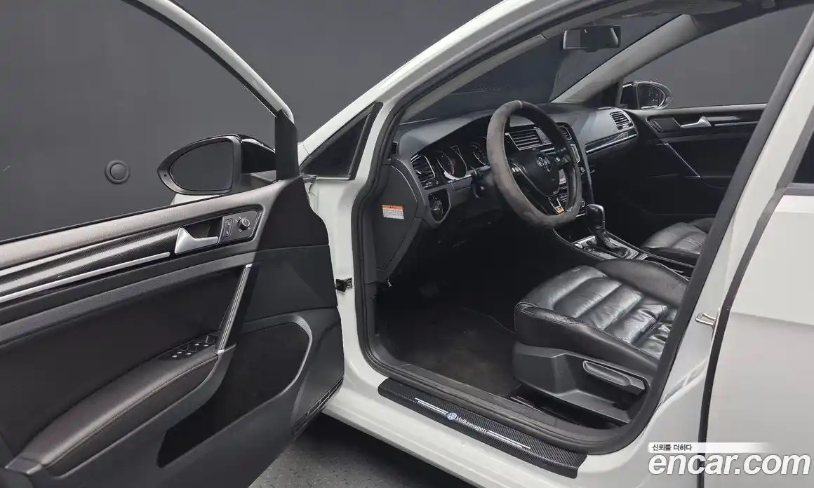 Volkswagen Golf 2016 2.0 Автомат в Москве № 162045, фото 10