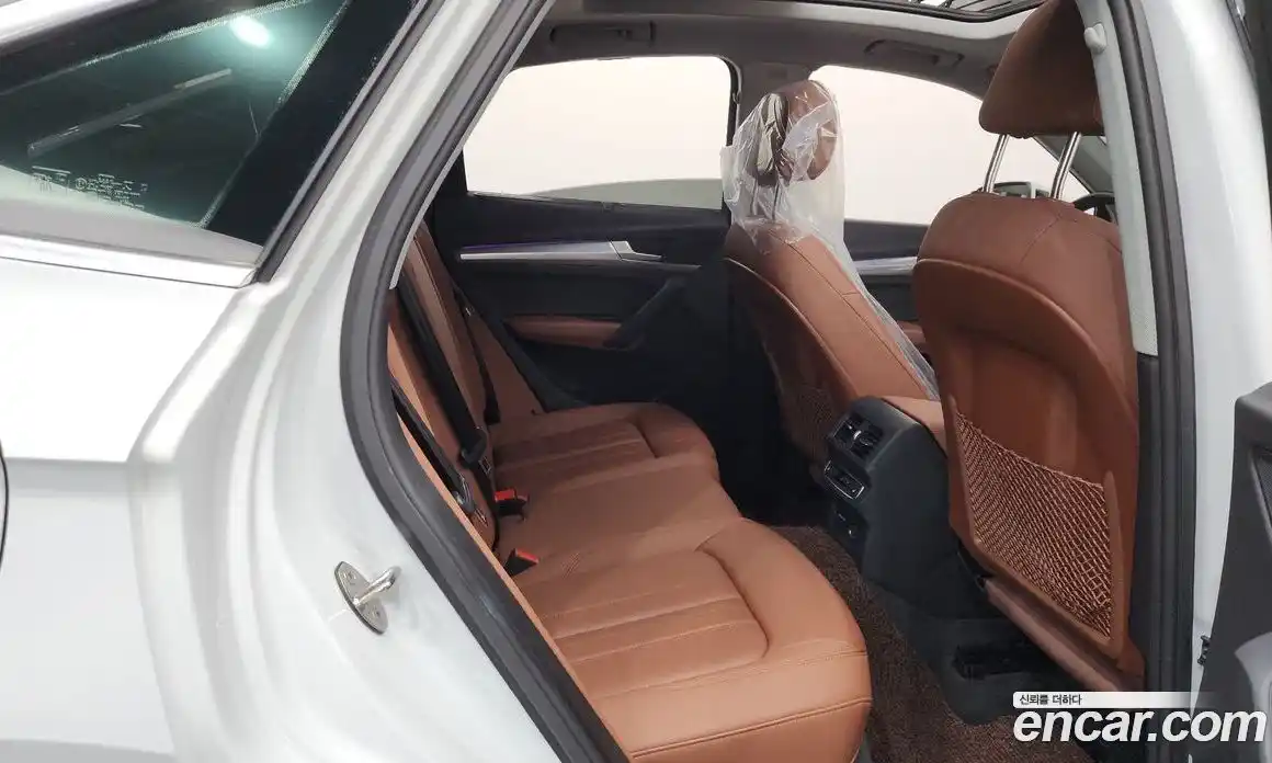 Audi Q5 2023 2.0 Автомат в Москве № 162637, фото 19