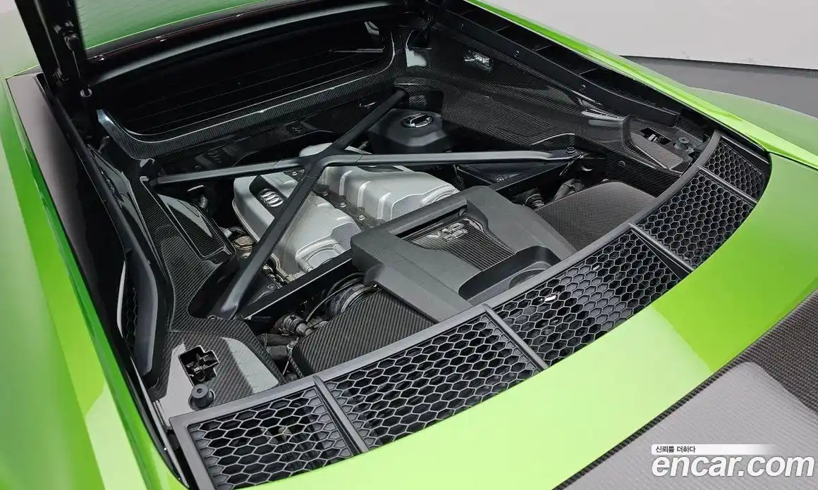 Audi R8 2022 5.2 Автомат в Москве № 162887, фото 6