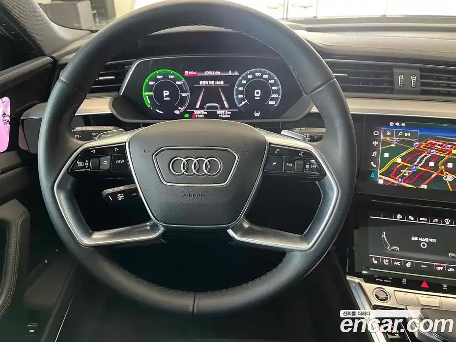 Audi e-tron 2023 Автомат в Москве № 163968, фото 12