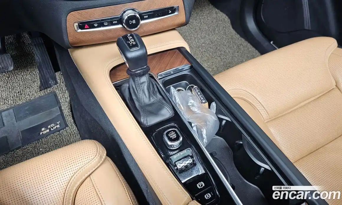 Volvo XC90 2020 2.0 Автомат в Москве № 164531, фото 11