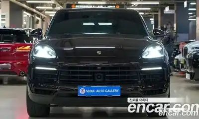 Porsche Cayenne 2021 3.0 Автомат в Москве № 165358, миниатюра 3