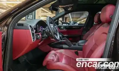 Porsche Cayenne 2021 3.0 Автомат в Москве № 165358, миниатюра 5