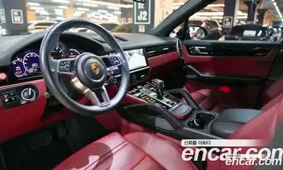 Porsche Cayenne 2021 3.0 Автомат в Москве № 165358, миниатюра 8