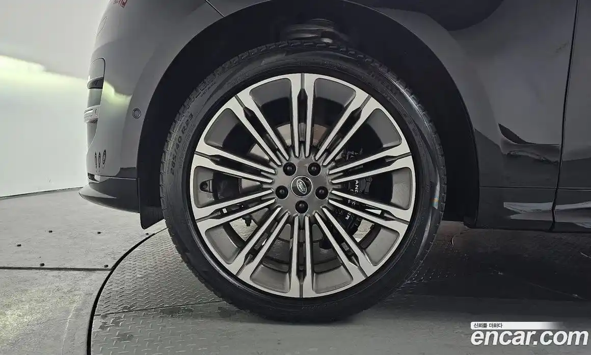 Land Rover Range-Rover Sport 2023 3.0 Автомат в Москве № 166050, фото 13