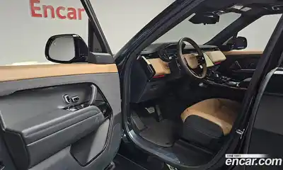 Land Rover Range-Rover Sport 2023 3.0 Автомат в Москве № 166050, миниатюра 6