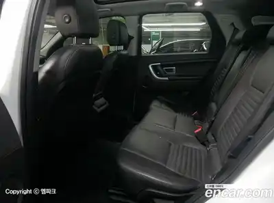 Land Rover Discovery Sport 2017 2.0 Автомат в Москве № 166900, миниатюра 11