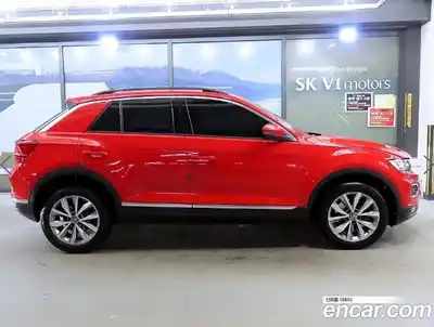 Volkswagen T-Roc 2021 2.0 Автомат в Москве № 169197, миниатюра 3