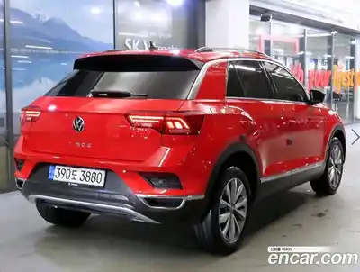 Volkswagen T-Roc 2021 2.0 Автомат в Москве № 169197, миниатюра 4