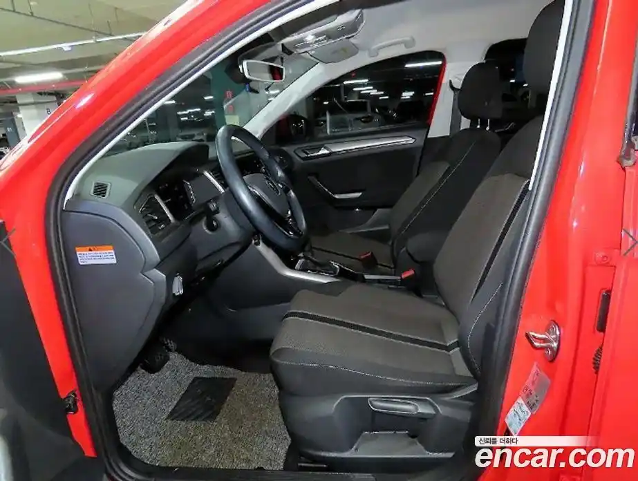 Volkswagen T-Roc 2021 2.0 Автомат в Москве № 169197, фото 6