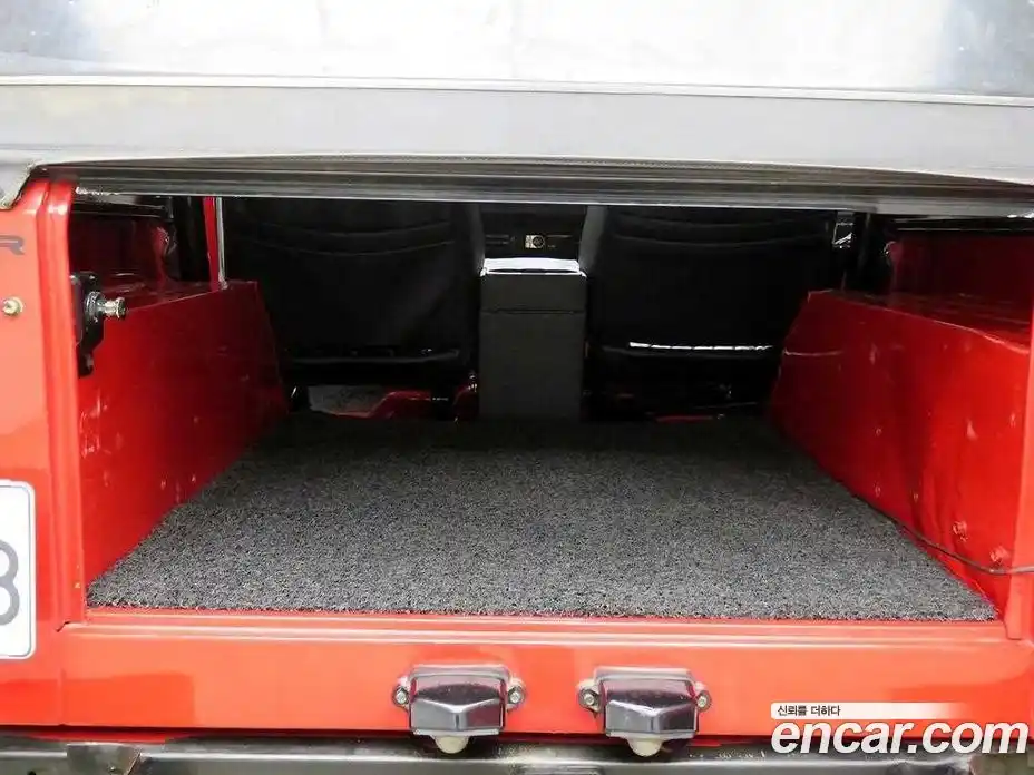 Jeep Wrangler 2001 4.0 Автомат в Москве № 170105, фото 13