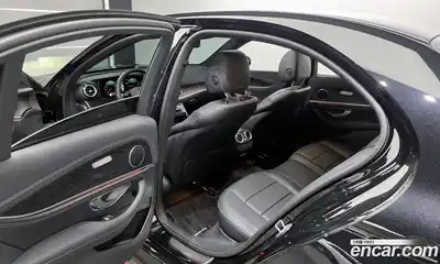Mercedes-Benz E-Class 2021 1.9 Автомат в Москве № 173552, миниатюра 11