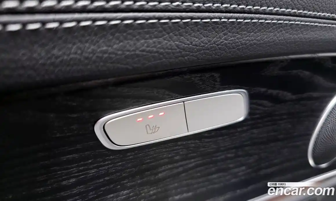 Mercedes-Benz E-Class 2021 1.9 Автомат в Москве № 173552, фото 18