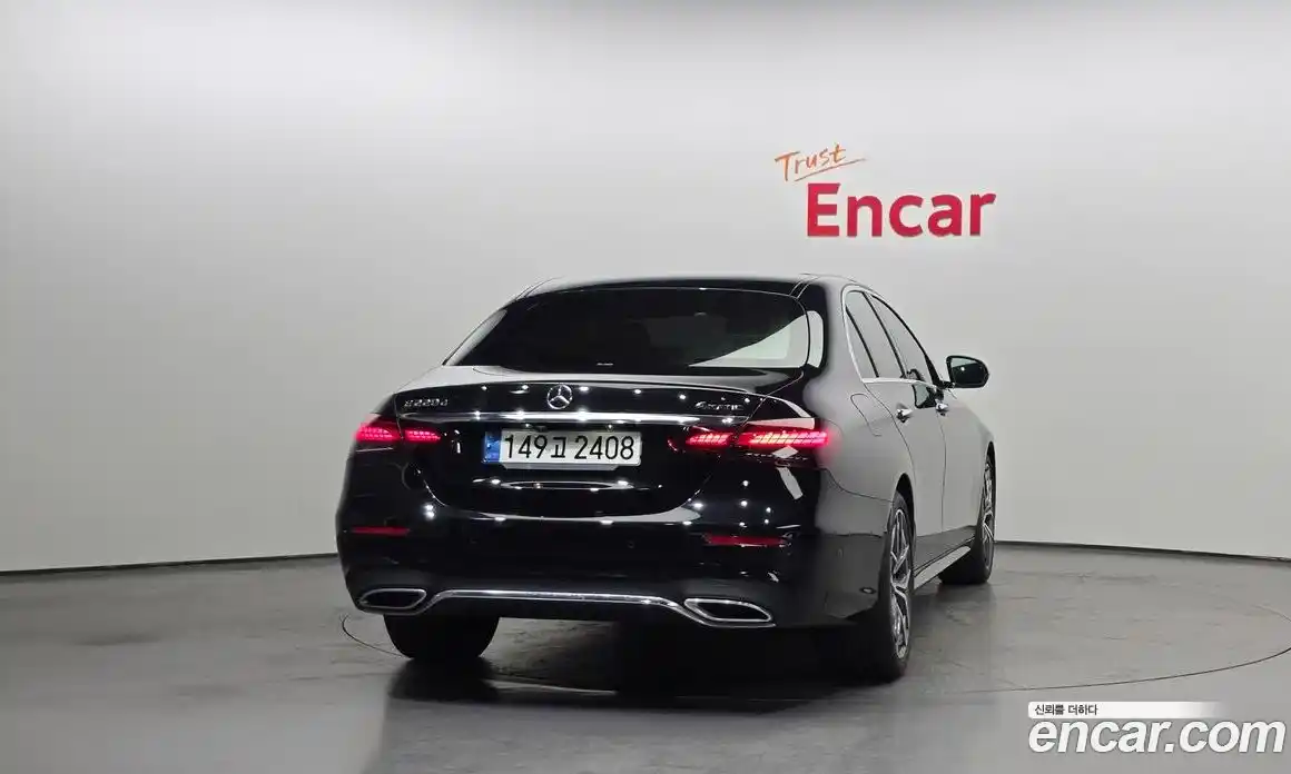 Mercedes-Benz E-Class 2021 1.9 Автомат в Москве № 173552, фото 4