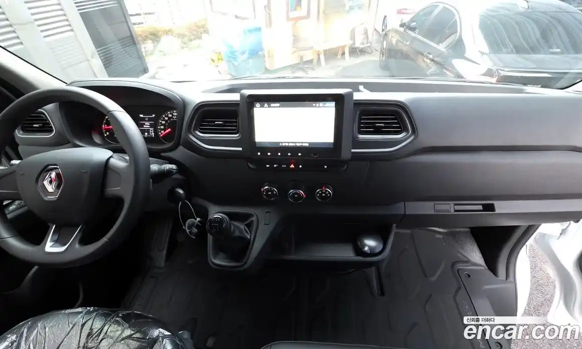 Renault Master 2024 2.3 Механическая в Москве № 176224, фото 4