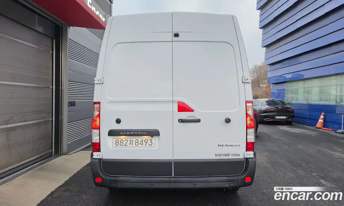 Renault Master 2024 2.3 Механическая в Москве № 176224, фото 10